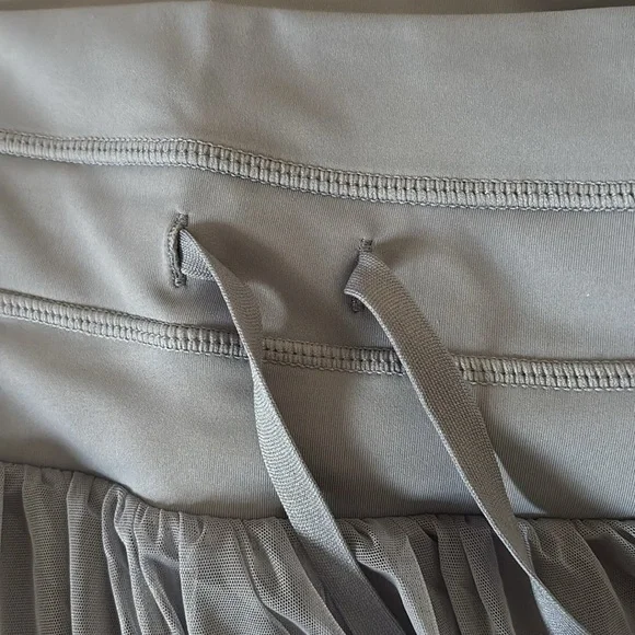 POPFLEX NWT Pirouette Skort in blue mist size small - Picture 5 of 8